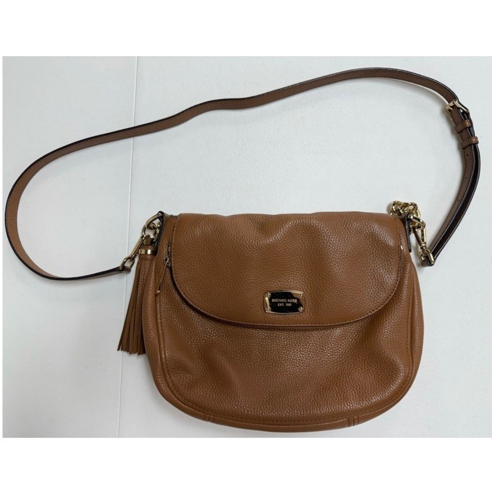 Michael Kors Bedford Luggage Brown Pebbled Leather Flap Crossbody Bag Gold Tone